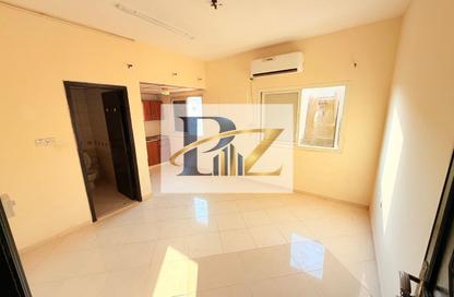 Apartment - Studio - 1 for rent in Fire Station Road - Muwaileh - Sharjah Apartment - Studio - 1 for rent in Fire Station Road - Muwaileh - Sharjah