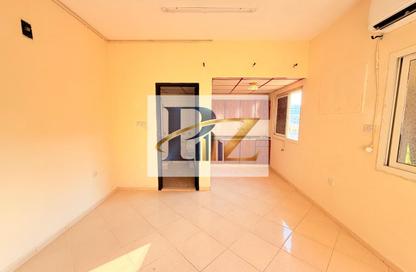 Apartment - Studio - 1 for rent in Fire Station Road - Muwaileh - Sharjah Apartment - Studio - 1 for rent in Fire Station Road - Muwaileh - Sharjah