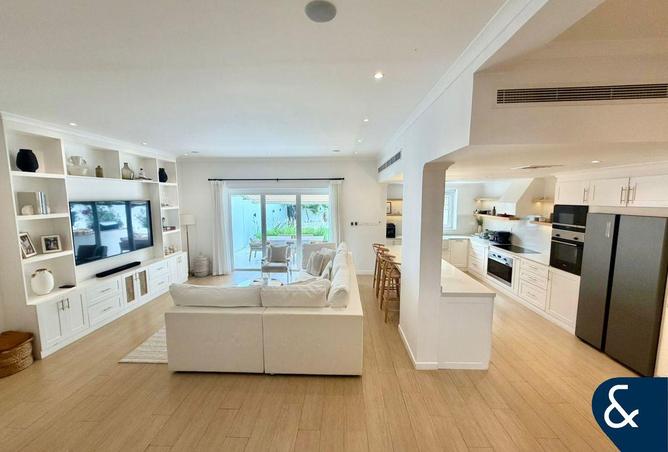 67430004 - Property Image 2