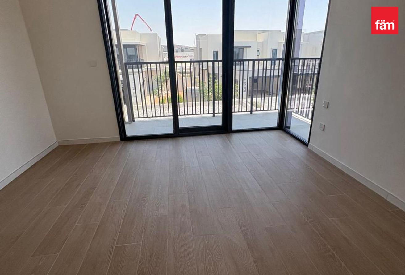 2 Months Free | Corner | Cluster 2 A | Internal photo 8