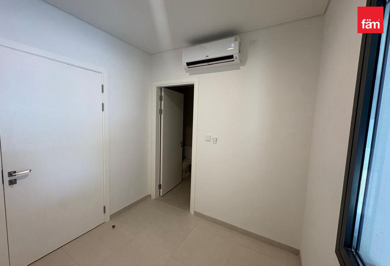 2 Months Free | Corner | Cluster 2 A | Internal photo 16