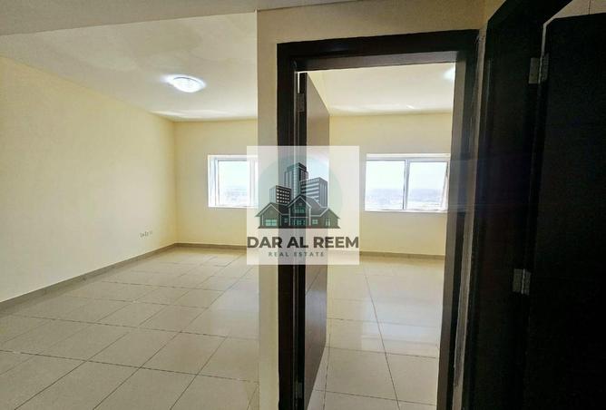 73710909 - Property Image 3