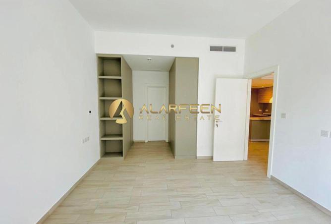 129738155 - Property Image 3