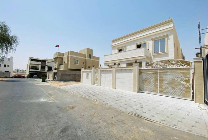 93160310 - Property Image 2