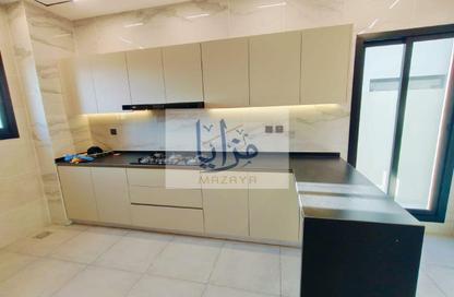 Villa - 4 - 6 for sale in Al Zaheya Gardens - Al Zahya - Ajman