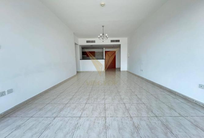 70273170 - Property Main Image