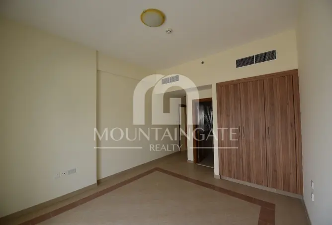 127006458 - Property Image 3