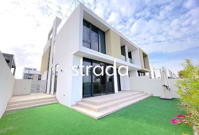 Single Row | Green Belt | Available Now