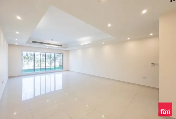 155507930 - Property Image 3