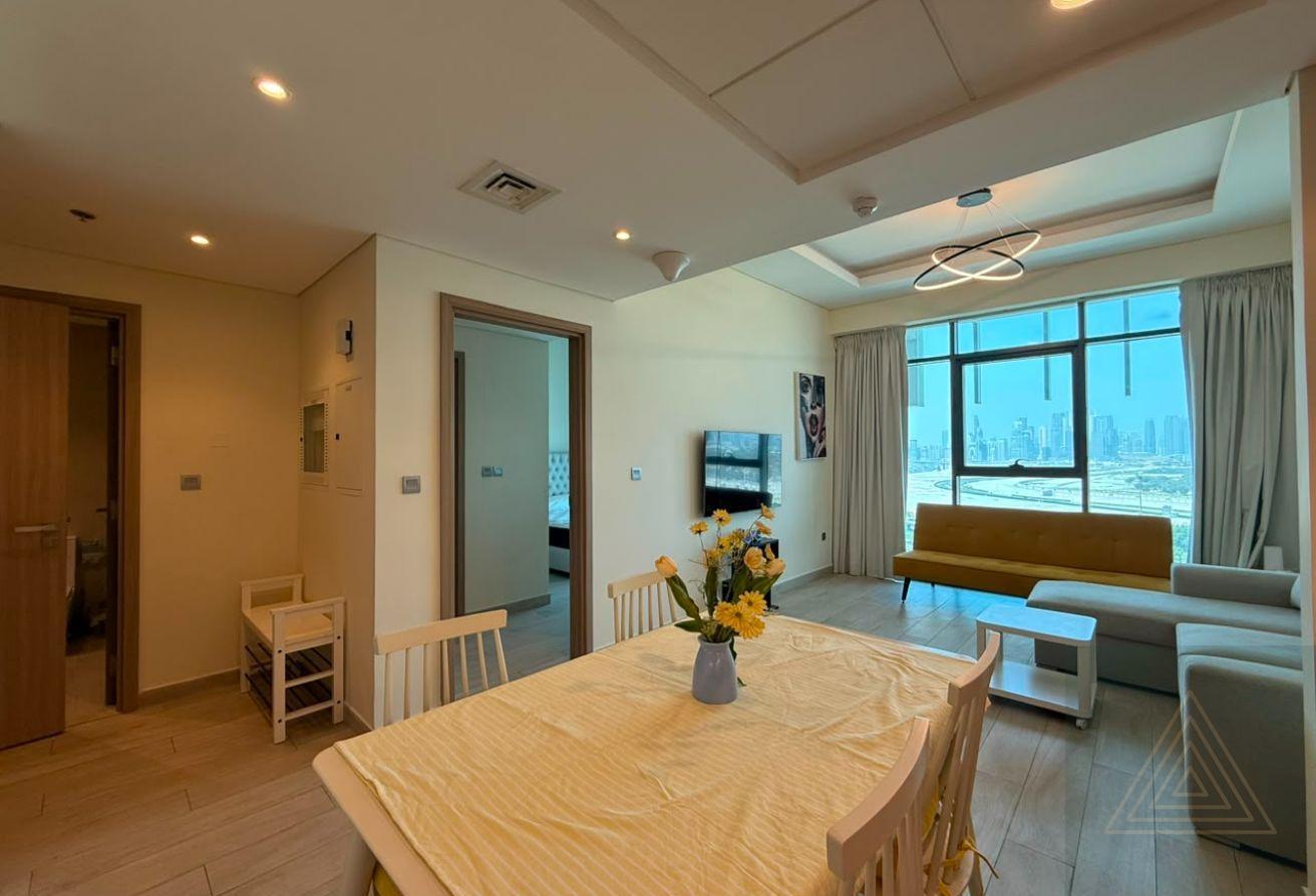 Luxury 1BHK Apartment | Burj Khalifa View | Vacant photo 3