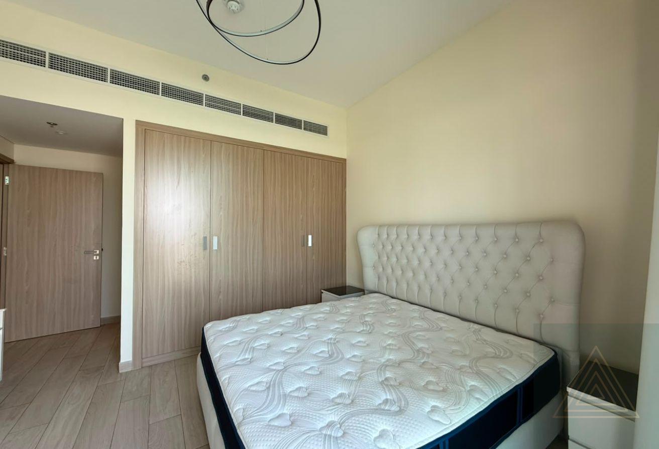 Luxury 1BHK Apartment | Burj Khalifa View | Vacant photo 14