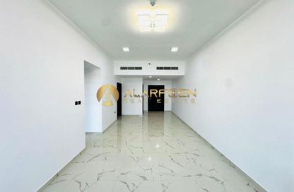 Apartment - 2 - 3 for rent in Geepas Tower - Arjan - Dubai
