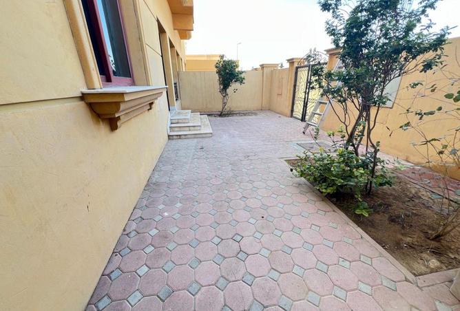 53579767 - صورة العقار 2