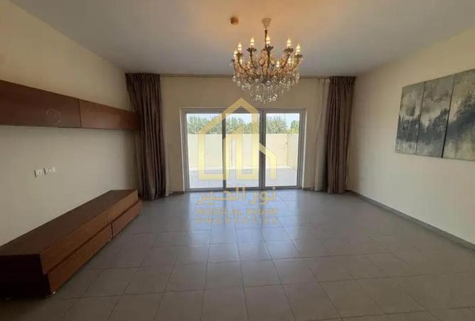 87031717 - Property Image 3