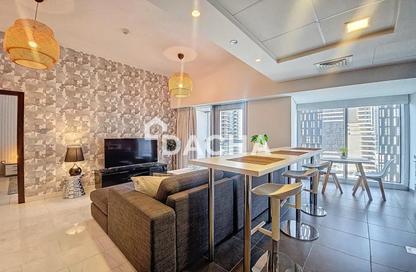 Apartment - 1 - 2 for rent in Cayan Tower - Dubai Marina - Dubai