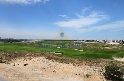 Apartment - 2 Bedrooms - 3 Bathrooms for rent in Views G - Yas Golf Collection - Yas Island - Abu Dhabi