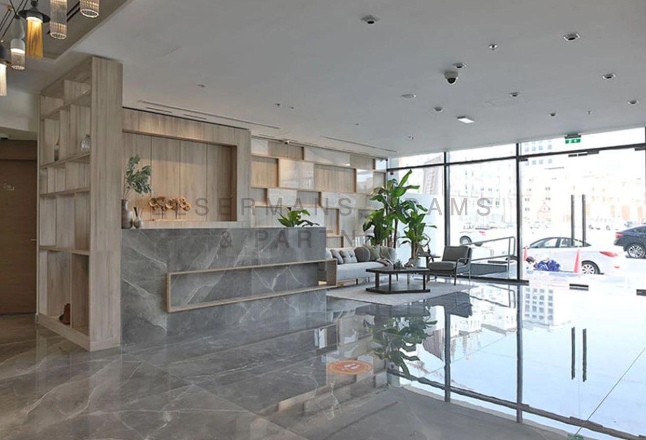 VACANT l FULLY FURNISHED l POOLVIEW photo 22