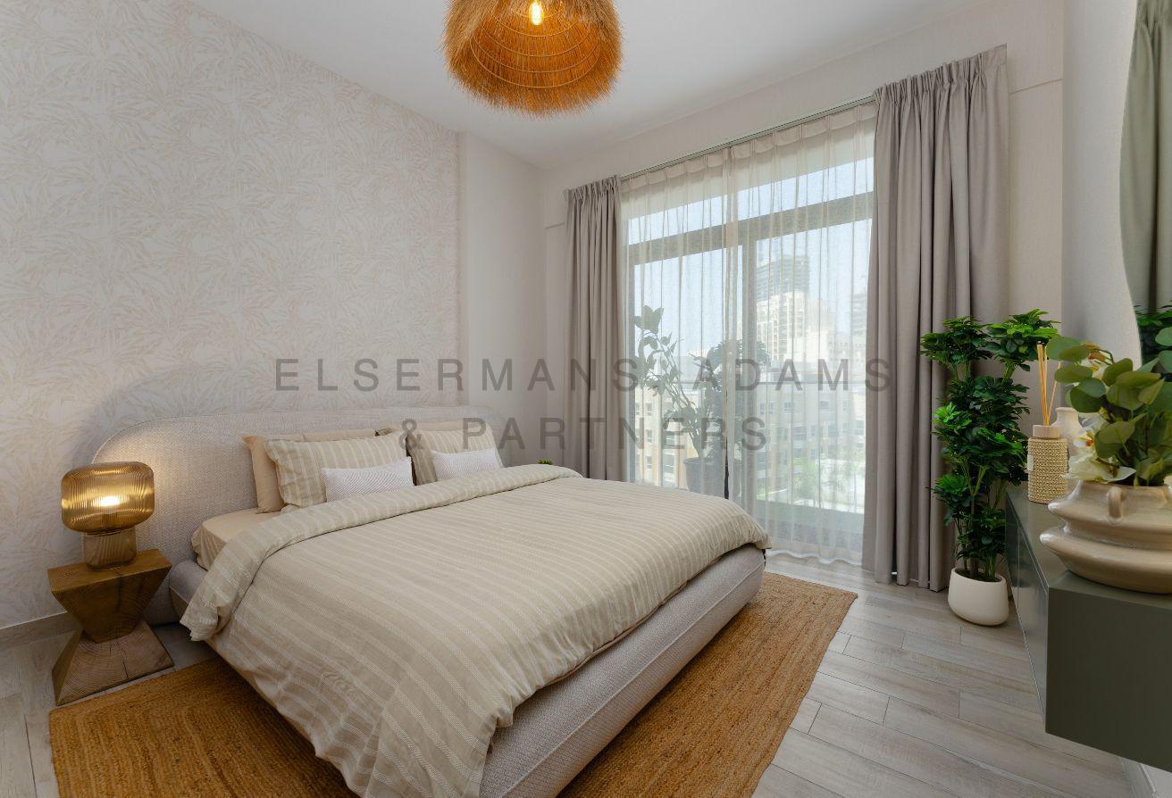 VACANT l FULLY FURNISHED l POOLVIEW photo 9