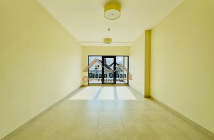 Apartment - 2 Bedrooms - 3 Bathrooms for rent in Al Waleed Garden 2 - Al Waleed Garden - Al Jaddaf - Dubai