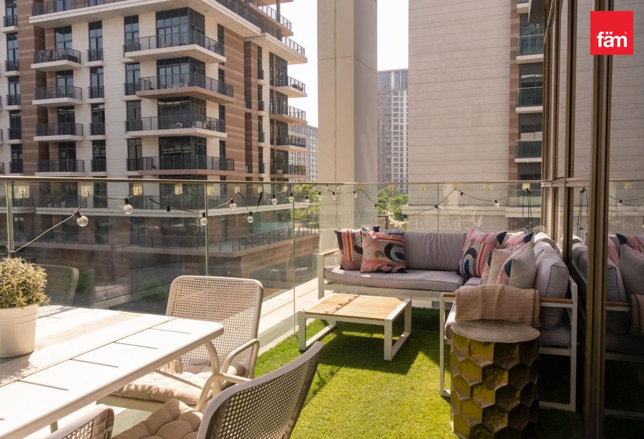 Fully Furnished, Maids room, Balcony photo 10