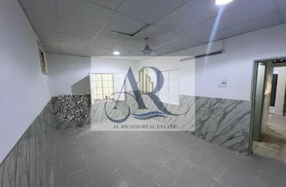 Labor Camp - Studio - 3 Bathrooms for rent in Liwara 1 - Ajman