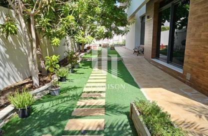 Villa - 5 - 6 for sale in West Yas - Yas Island - Abu Dhabi Villa - 5 - 6 for sale in West Yas - Yas Island - Abu Dhabi