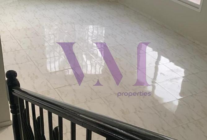 122013117 - Property Image 3