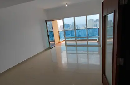Apartment - 1 Bedroom - 2 Bathrooms for rent in Al Khan Lagoon Tower - Al Khan Lagoon - Al Khan - Sharjah