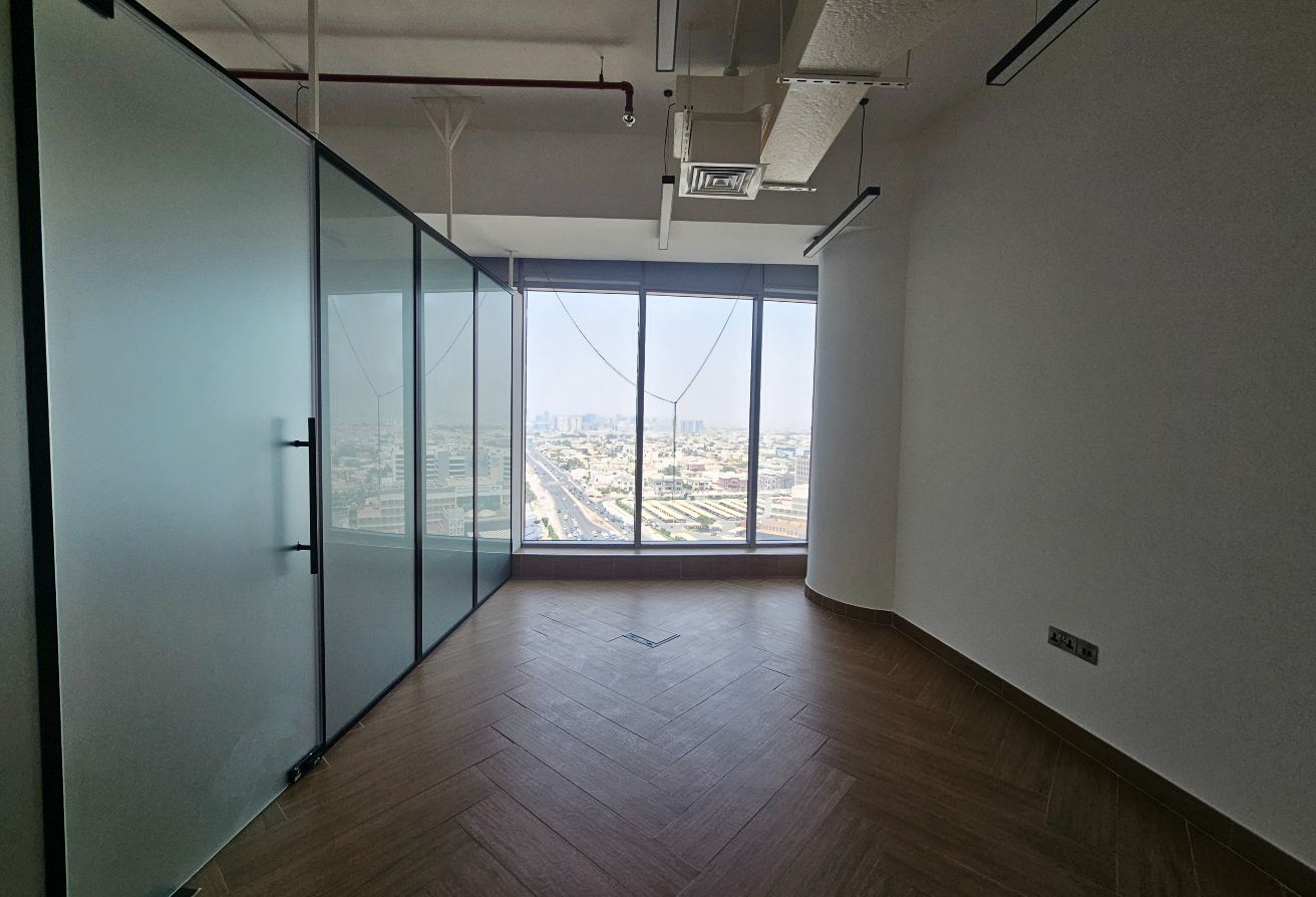 Studio office space in I Rise Tower, Barsha Heights (Tecom): 8
