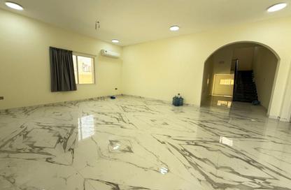 Villa - 5 Bedrooms - 6 Bathrooms for rent in Al Riffa - Ras Al Khaimah Villa - 5 Bedrooms - 6 Bathrooms for rent in Al Riffa - Ras Al Khaimah