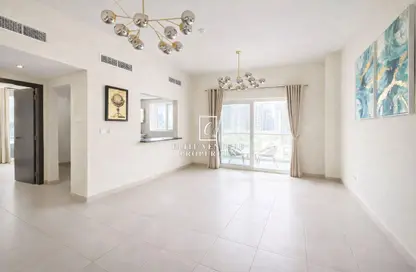 شقة - غرفة نوم - 2 حمامات للايجار في مرتفعات الصقر - مدينة دبي الرياضية - دبي