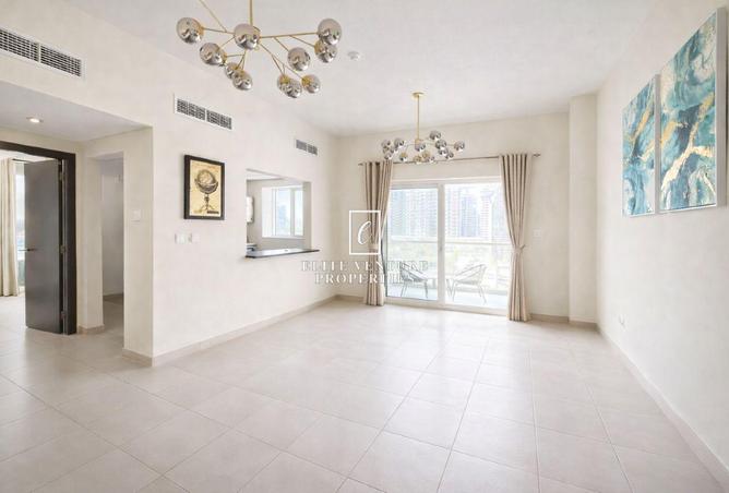 أنيق 1-غرفة نوم | شرفتين | موقع ممتاز