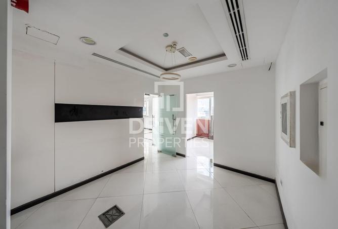 106834762 - Property Main Image