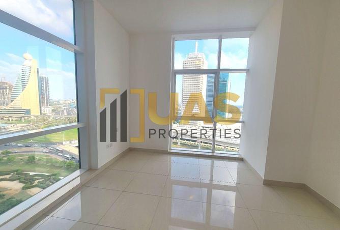 121122557 - Property Image 3