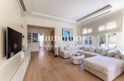 فيلا - 3 غرف نوم - 4 حمامات للايجار في ماعن 4 - ماعين - البحيرات - دبي