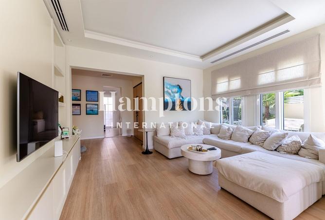 56134953 - Property Main Image