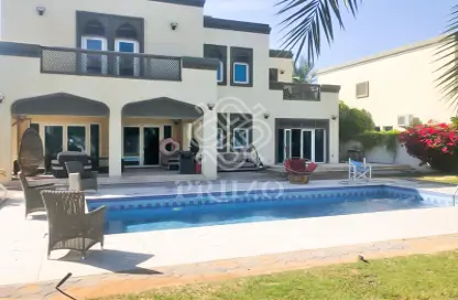 Villa - 5 Bedrooms - 6 Bathrooms for rent in District 1 - Jumeirah Park - Dubai