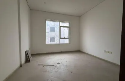 Apartment - Studio - 1 Bathroom for rent in Al Qulaya'ah - Al Sharq - Sharjah