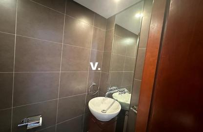 Apartment - 1 Bedroom - 2 Bathrooms for rent in Maze Tower - Sheikh Zayed Road - Dubai