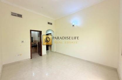 Villa - 4 Bedrooms - 5 Bathrooms for rent in Tameem Villas - Mirdif - Dubai