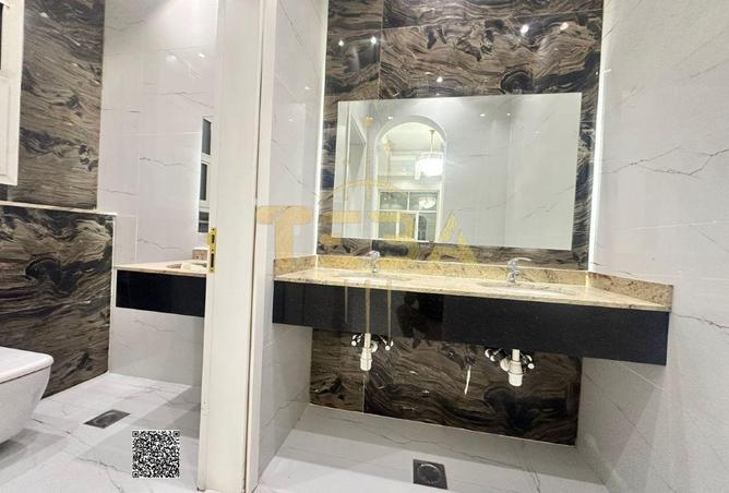 133881004 - Property Image 3
