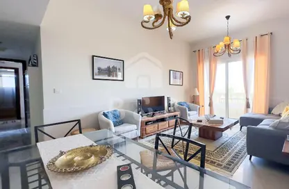 شقة - 2 غرف نوم - 3 حمامات للايجار في رويال بريز 2 - رويال بريز - قرية الحمرا - رأس الخيمة