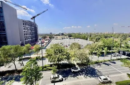 Apartment - 2 Bedrooms - 3 Bathrooms for rent in Vida 1 - Vida Residences - Aljada - Sharjah