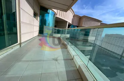 Apartment - 2 Bedrooms - 3 Bathrooms for rent in Oud Metha - Bur Dubai - Dubai