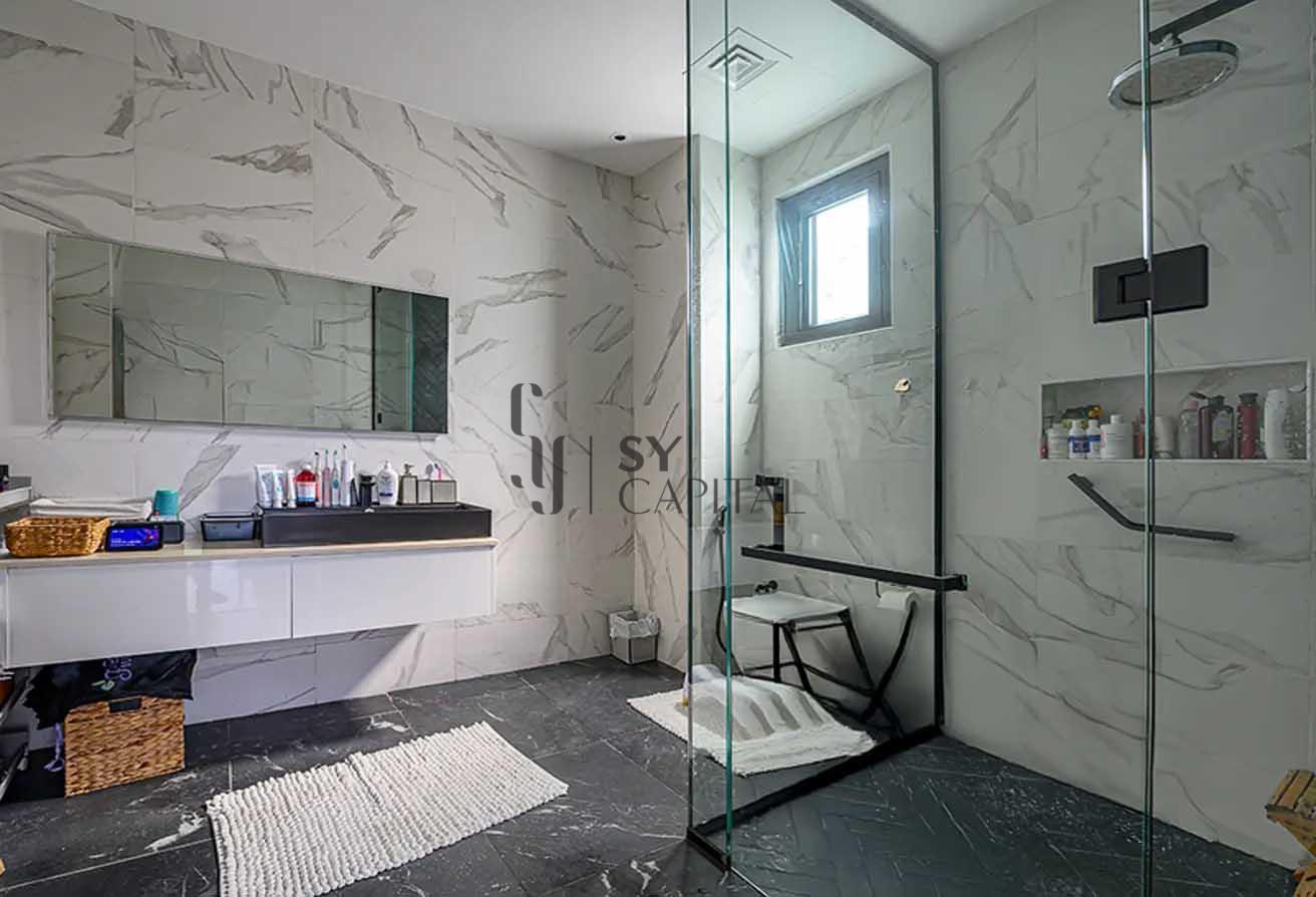 Signature Villa | Italian Finishes | Private Pool photo 12