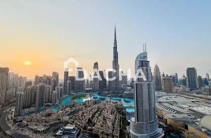 Apartment - 2 Bedrooms - 2 Bathrooms for rent in Burj Royale - Downtown Dubai - Dubai