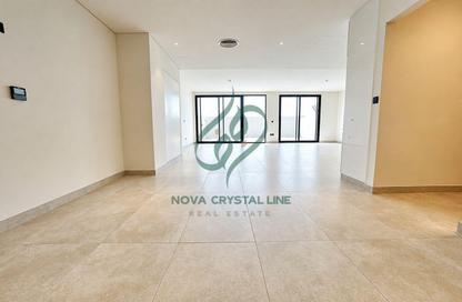 Townhouse - 3 Bedrooms - 4 Bathrooms for rent in California Village - Dubai Land - Dubai