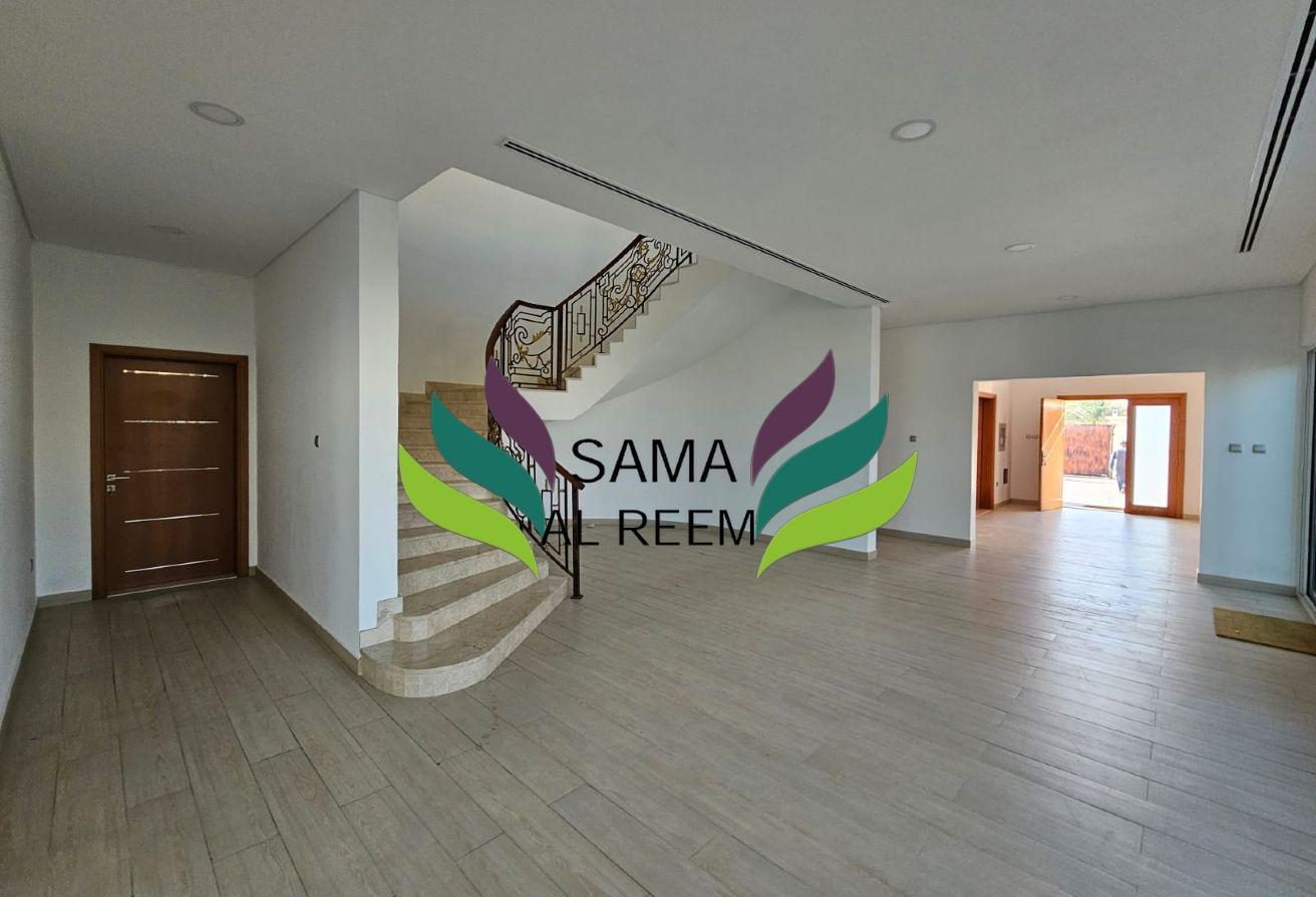Independent | 5 Bed +Maid Villa +Driver | Garden photo 7
