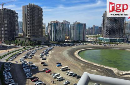 شقة - 2 غرف نوم - 2 حمامات للبيع في برج الواحة - مدينة دبي الرياضية - دبي