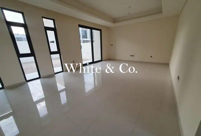 Spacious | Vacant 1st Nov | R2M Layout photo 3